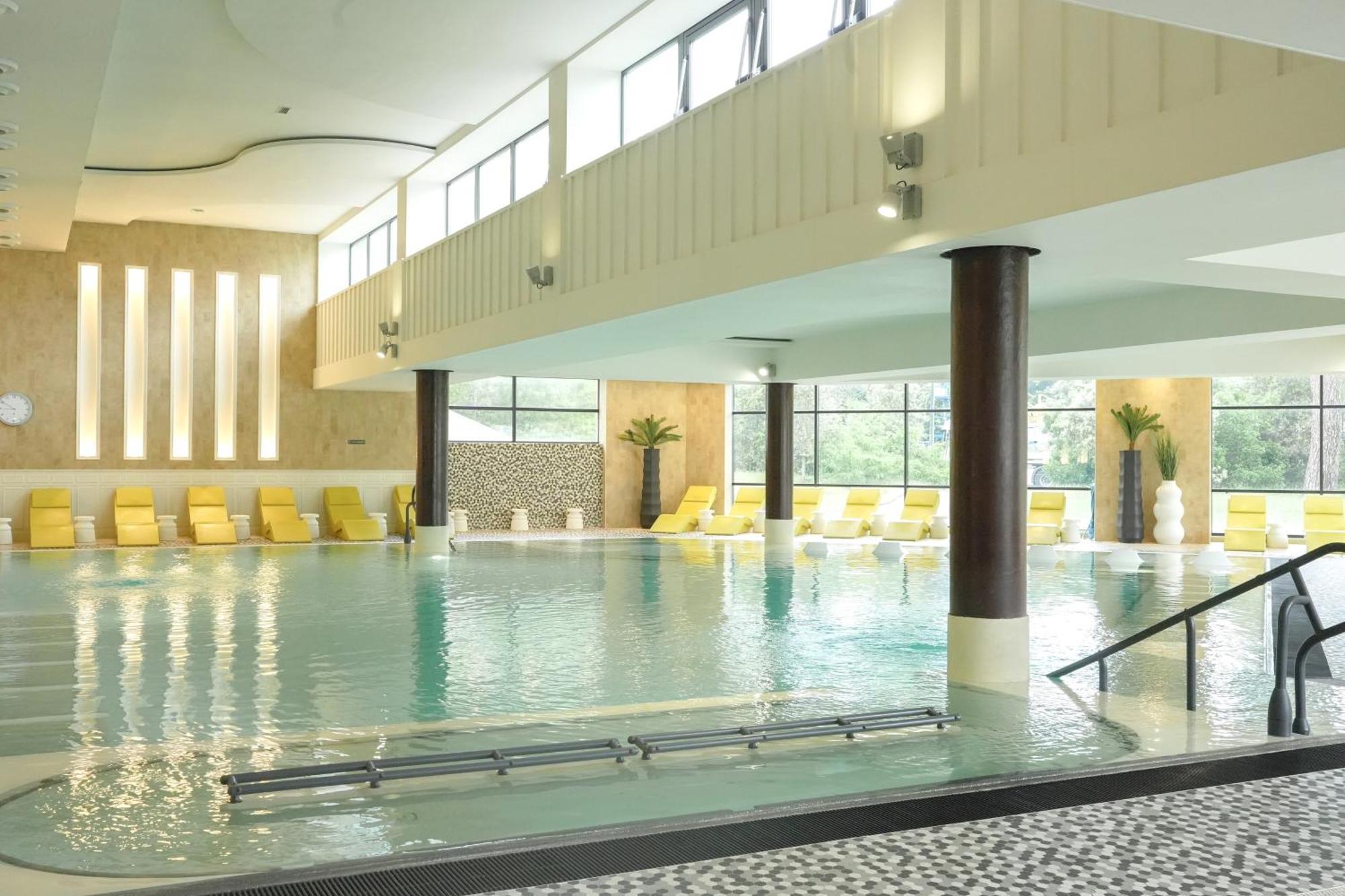 Thalazur Arcachon Hotel Bagian luar foto